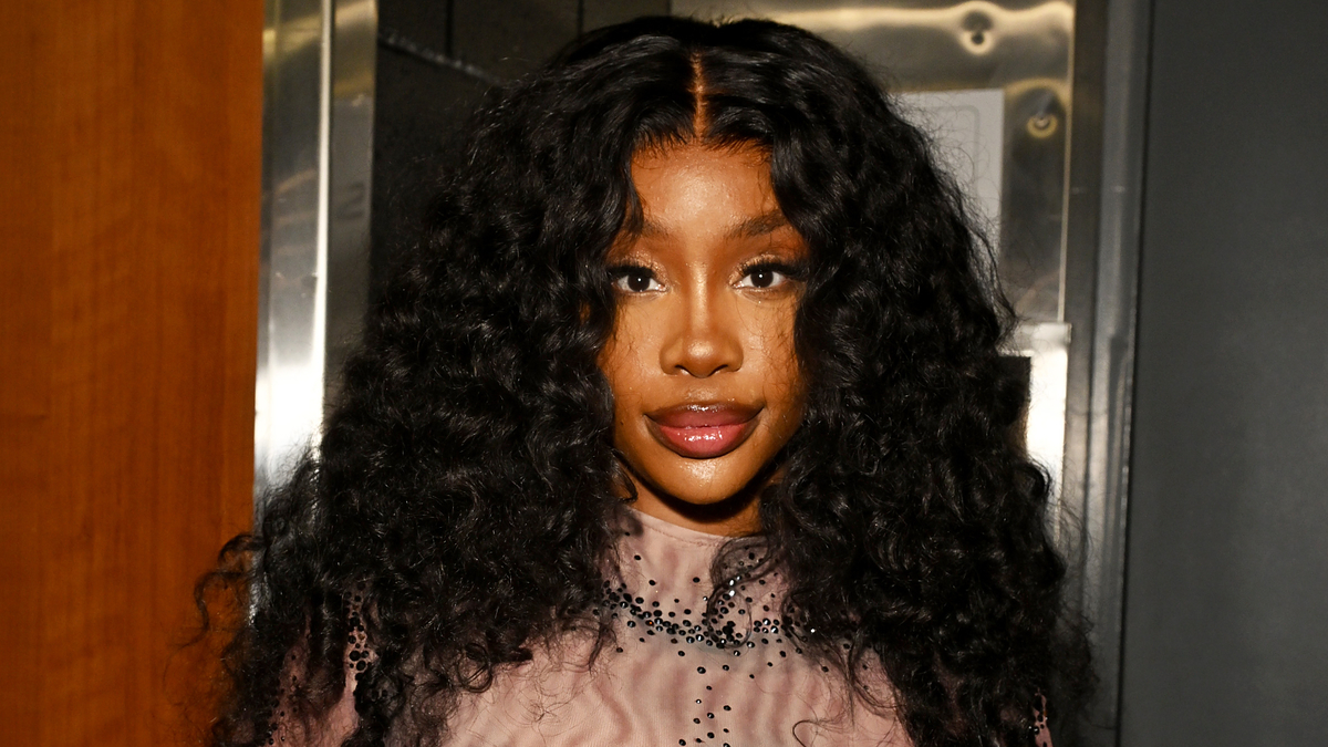 SZA: Find The Latest SZA Stories, News & Features