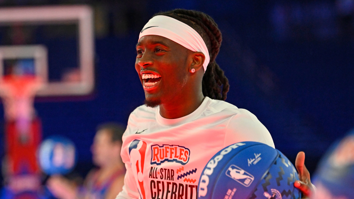 Kai Cenat in the 2024 NBA All-Star Celebrity Game