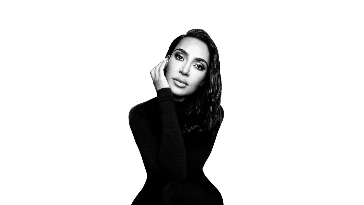 kim kardashian for balenciaga