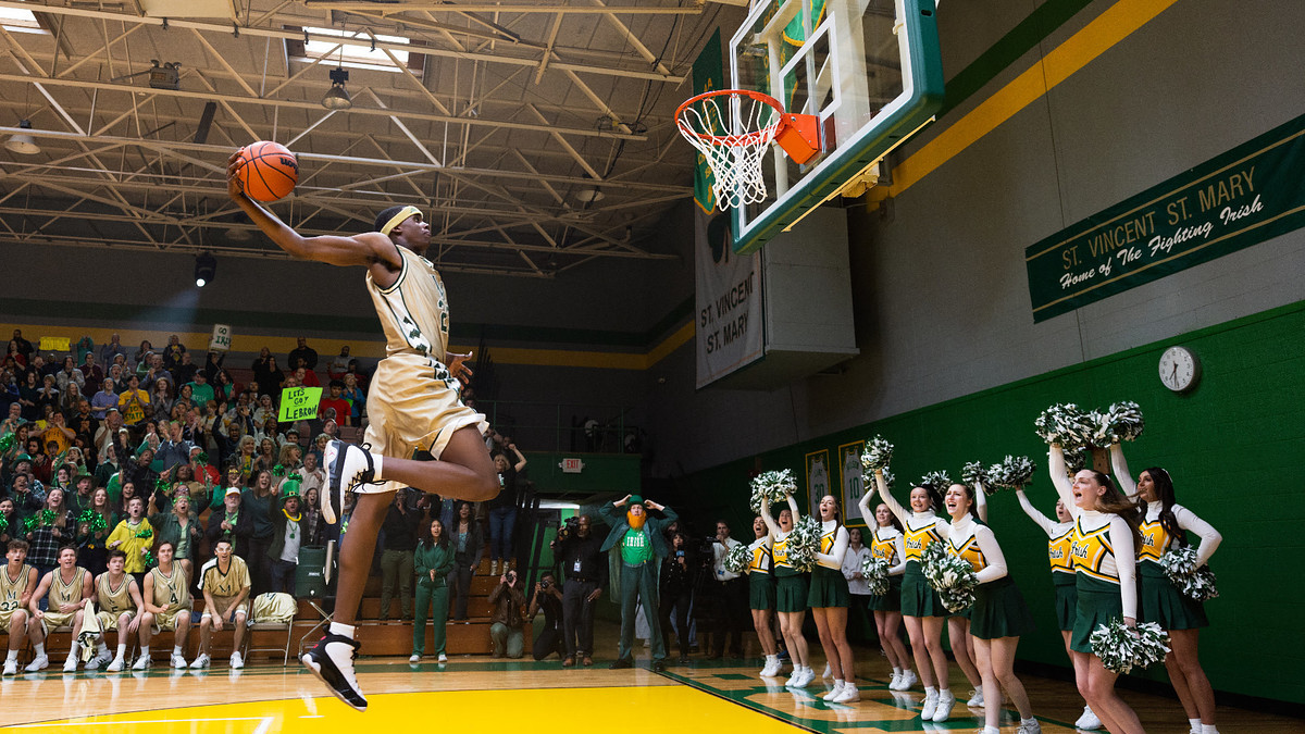 peacock image from new shooting stars production