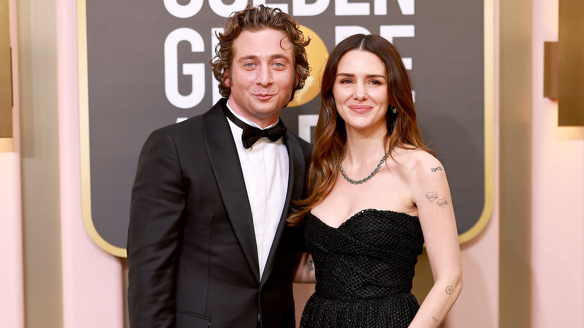 Jeremy Allen White and Addison Timlin attend the 80th Annual Golden Globe Awards