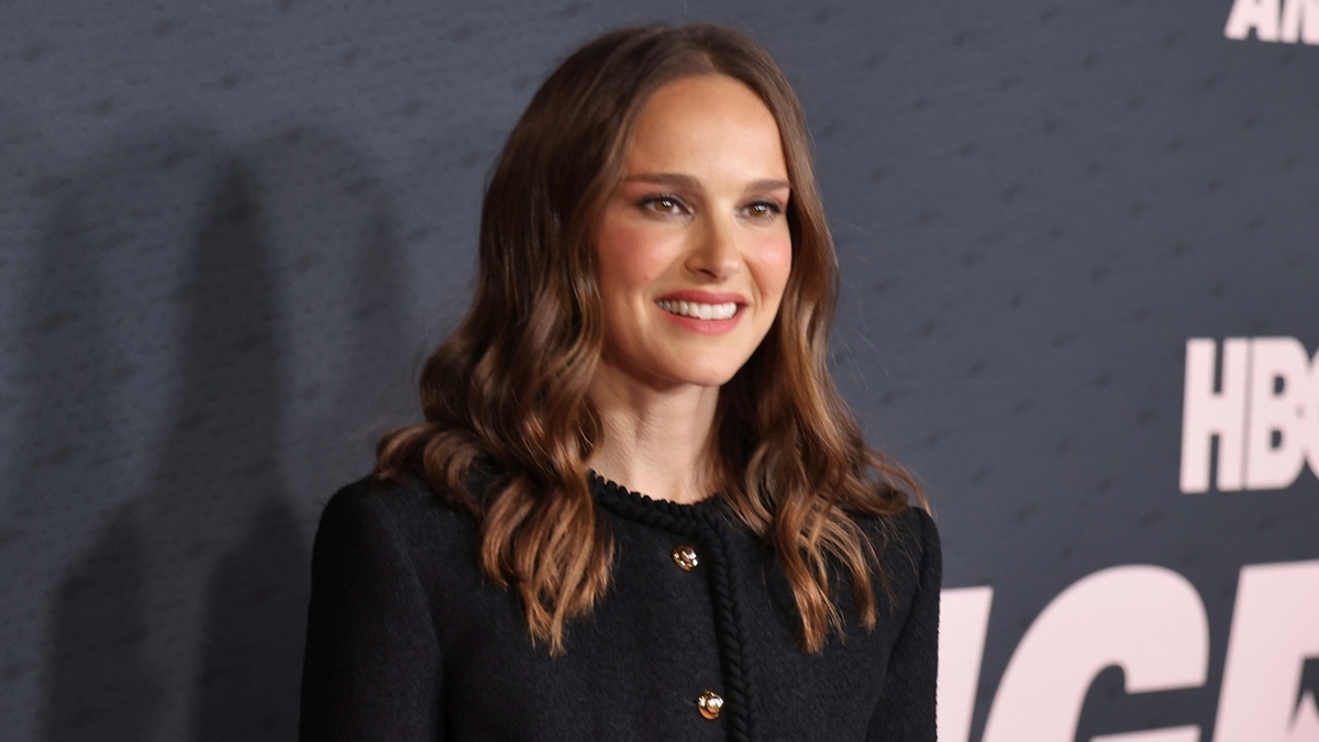 aNatalie Portman Was ‘Devastated’ By Rape Allegation Against Director at Age 13,