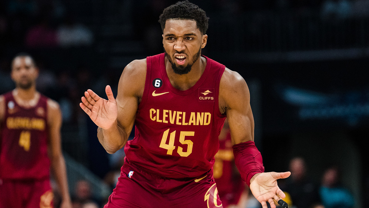 Donovan Mitchell playing basketball for the Cleveland Cavs
