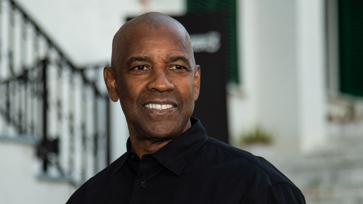 Denzel Washington attends "The Equalizer 3" photocall
