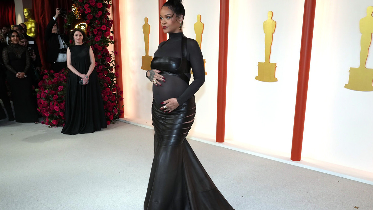 Rihanna on red carpet at Oscars