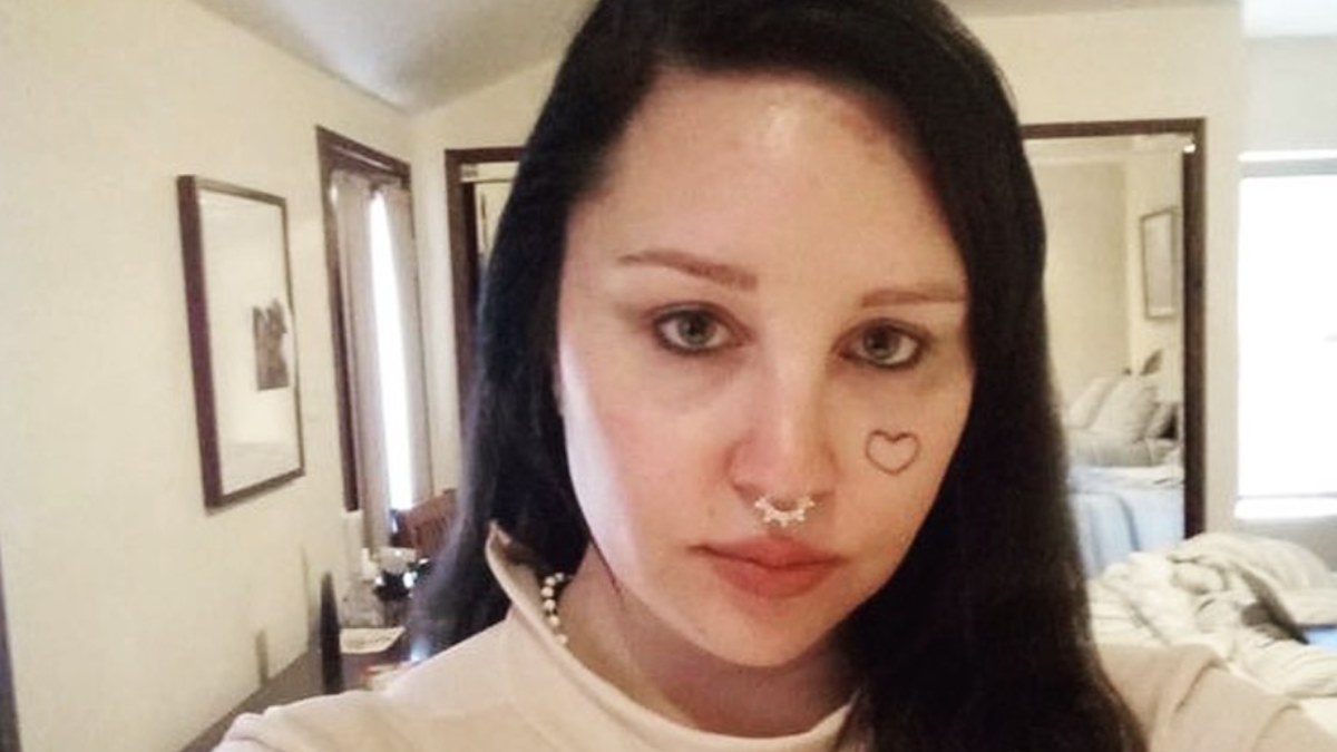 Screenshot of Amanda Bynes from Instagram