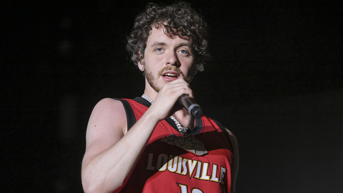 jack harlow performing live