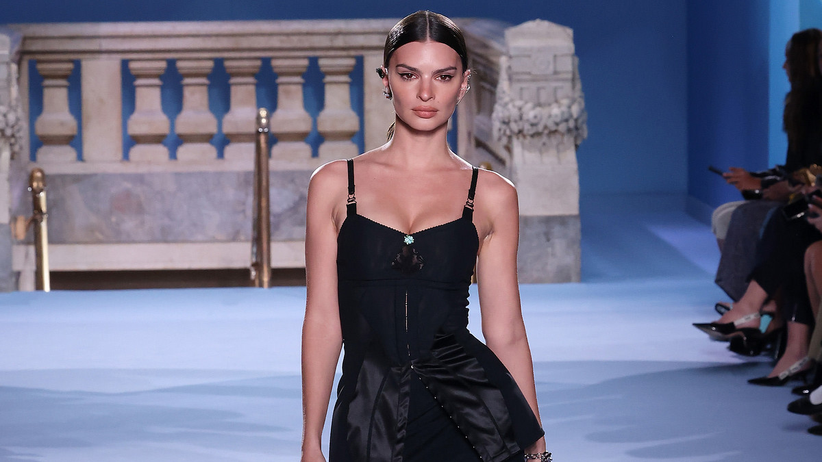 Emily Ratajkowski walks runway at Tory Burch Fashion Show