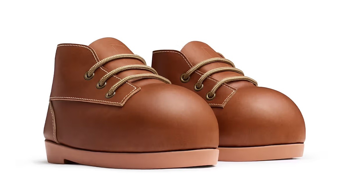 picture of mario boots made by red wing shoes