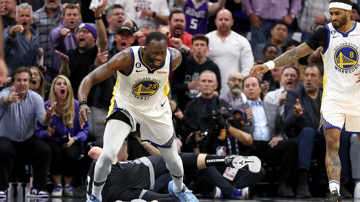 Draymond Green on the court