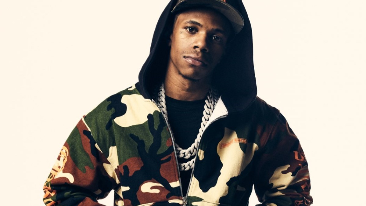 a boogie wit da hoodie photo