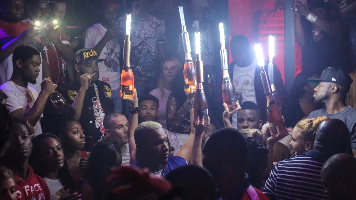 Atmosphere at LIV nightclub at Fontainebleau Miami