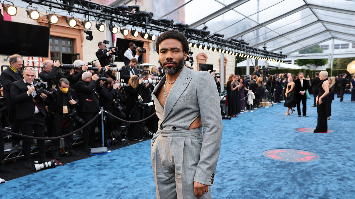 Donald Glover at Oscars event red carpet