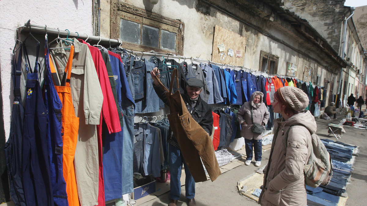 Secondhand Clothing Sellers Ukraine
