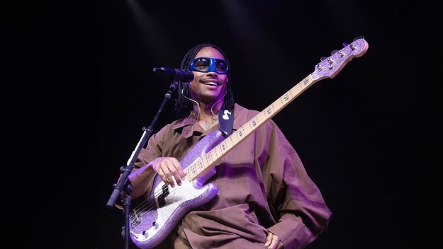 Singer Steve Lacy performs on the Mojave Stage