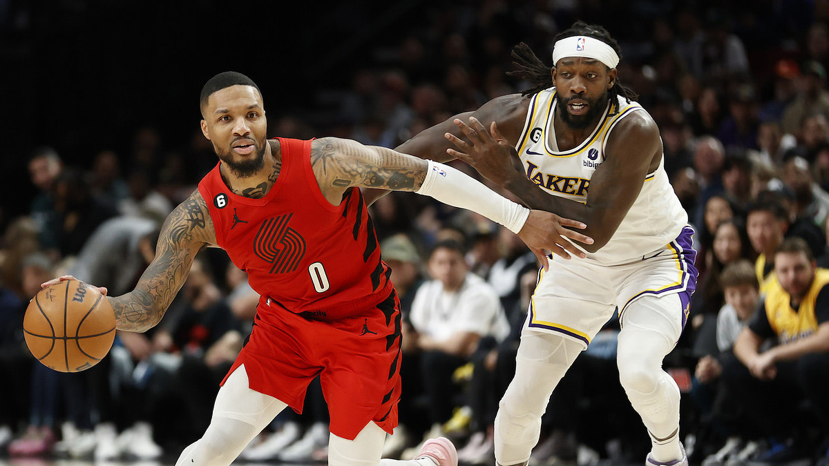 Damian Lillard and Patrick Beverley face off in Blazers-Lakers game