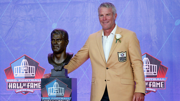 Brett Favre attends 2016 Hall of Fame enshrinement