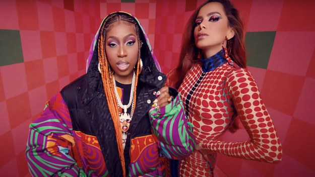 anitta and miss elliot music video screenshot