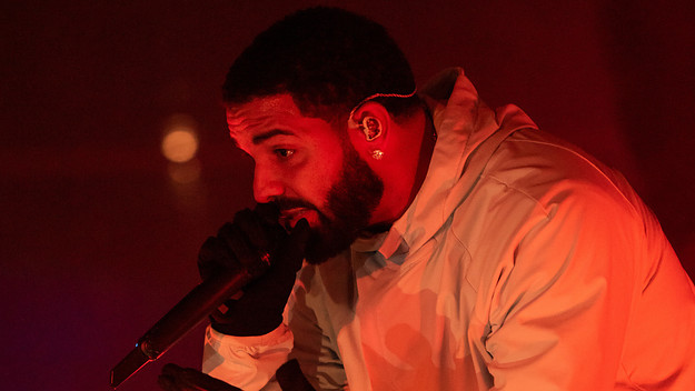 Drake performing live for news story