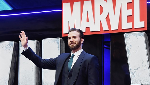 Chris Evans arrives for the European film premiere of "Captain America: Civil War"