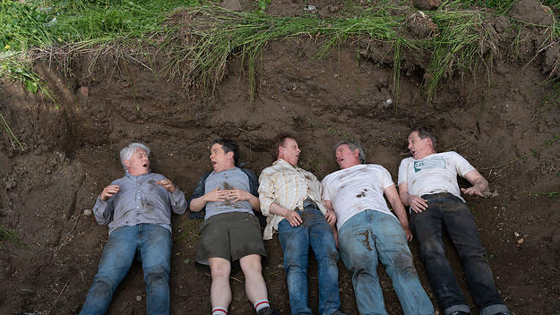 The cast of Kids in the Hall in a grave