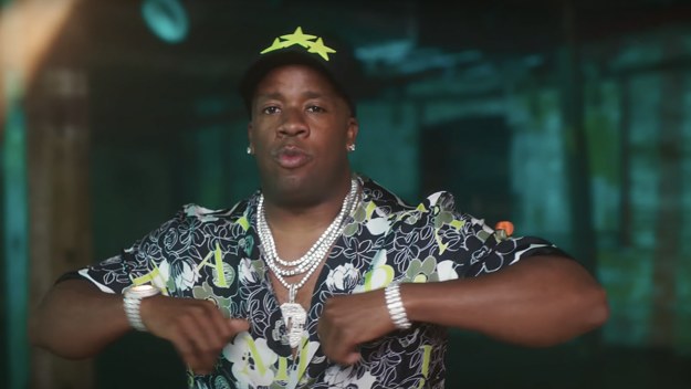 yo gotti's cmg "gangsta art" music video