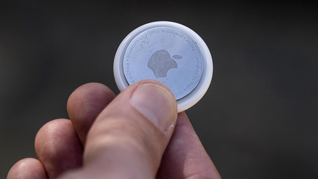 Discussion of Apple AirTags by Washington Post reporter Geoff Fowler in San Francisco