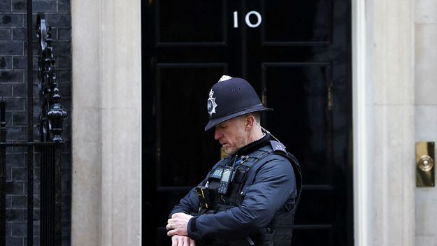 metropolitan police downing street 1308x644