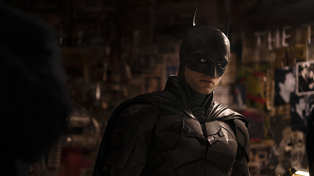 ROBERT PATTINSON as Batman in Warner Bros. Pictures’ action adventure “THE BATMAN,” a Warner Bros. Pictures release.