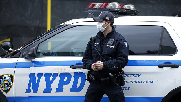 NYC tourist shot during attempted robbery