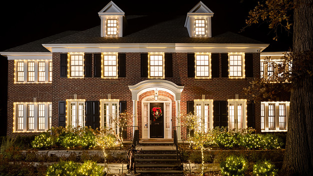 The 'Home Alone' house is shown.