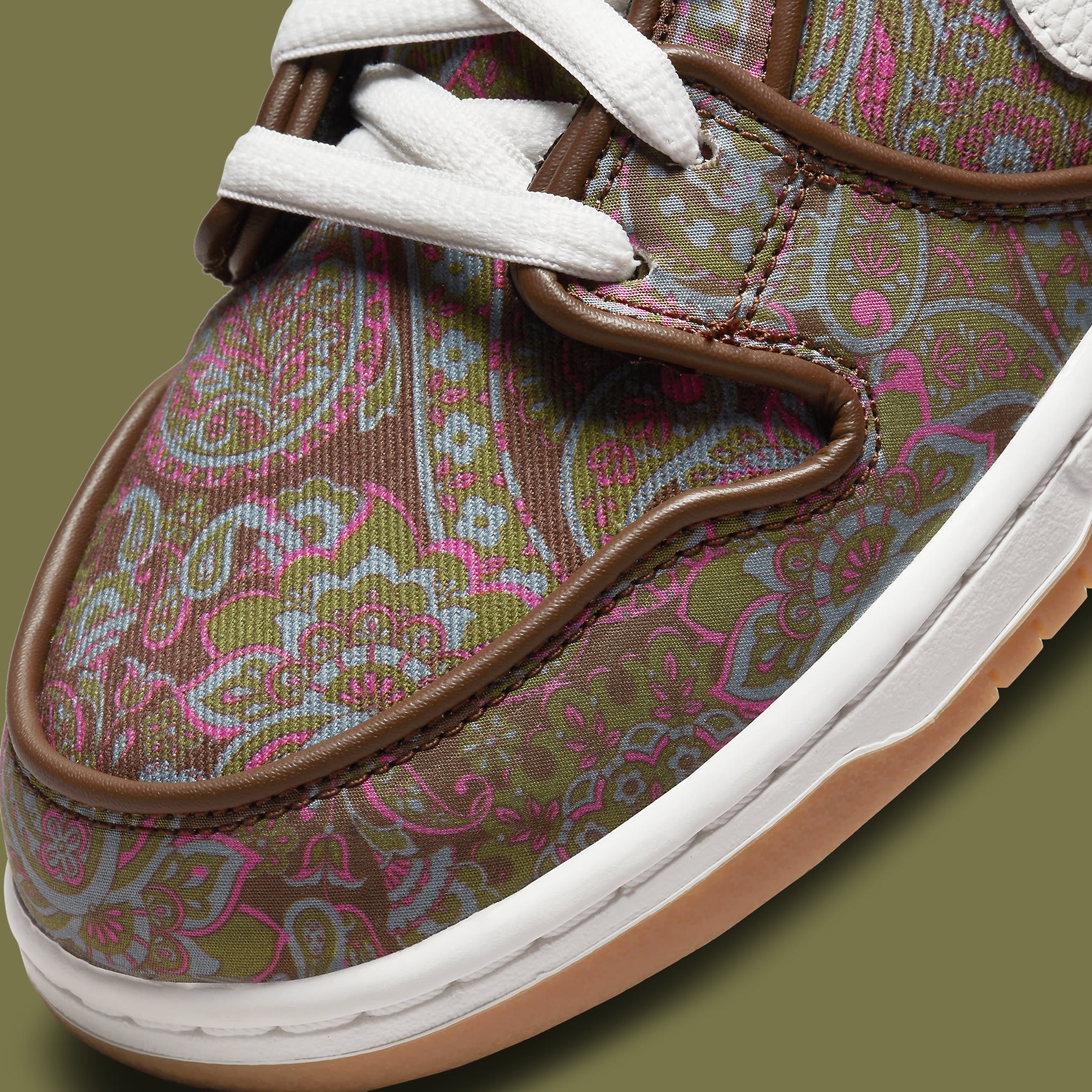 Paisley Prints Cover This Nike SB Dunk