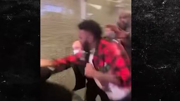 Jason Derulo fighting in Vegas.