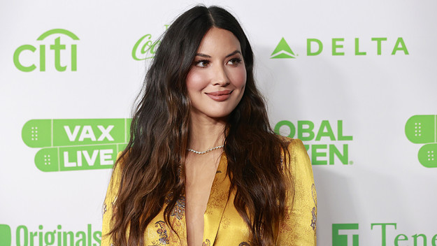 Olivia Munn had a baby, xmas is saved