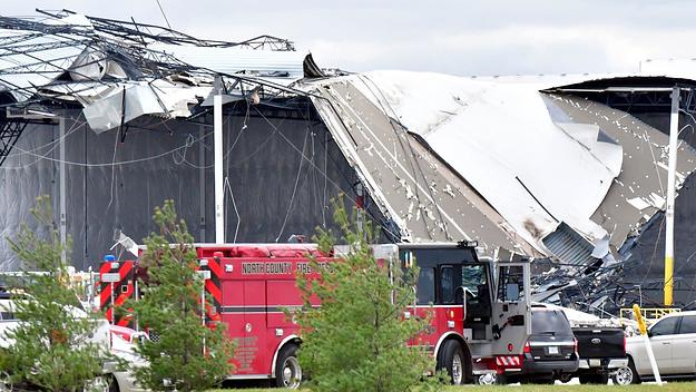 2 Dead after tornado hits Amazon warehouse in Illinois