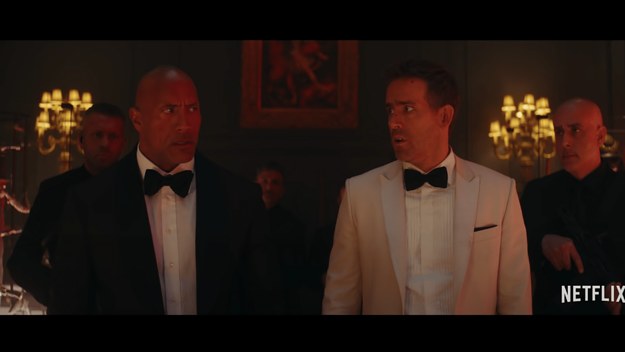 'Red Notice' trailer scene.