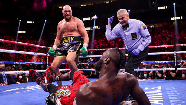 Tyson Fury Deontay Wilder Oct 2021 3rd Round