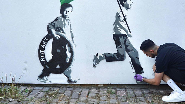 Toronto artist Mahyar Amiri makes mural inspired by Taliban takeover