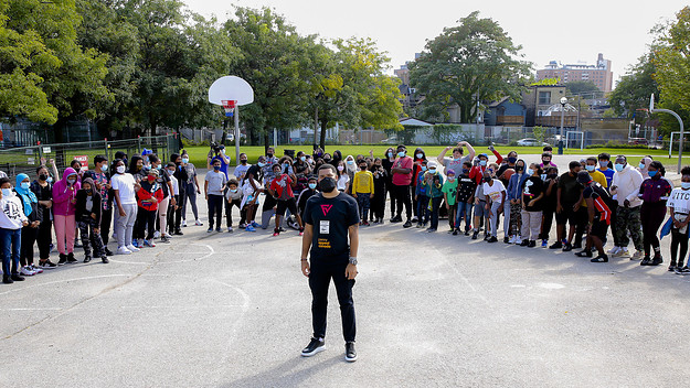 Fred VanVleet donates backpacks to 1,000 students across the Greater Toronto Area (GTA)/