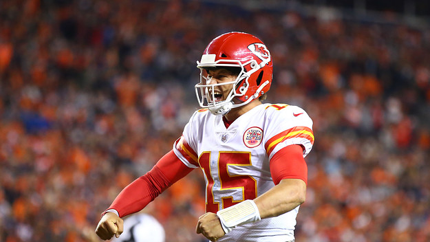 Patrick Mahomes Flex Chiefs Broncos 2018