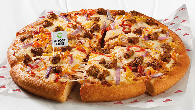 pizza-hut-beyond-meat