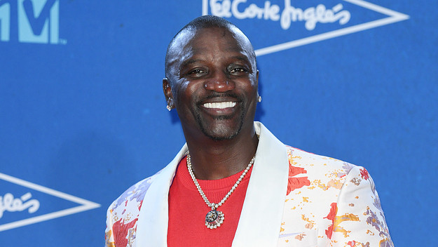 Akon in the winners room during the MTV EMAs 2019