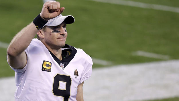 Drew Brees acknowledges the crowd during a game in 2020.