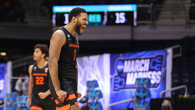 Maurice Calloo of the Oregon State Beavers celebraties three pointer at NCAA Tournament