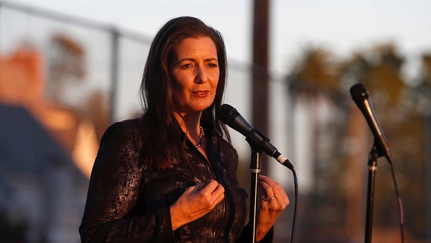 Oakland mayor