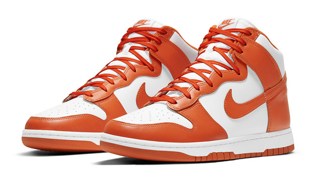 Nike Dunk High White/Orange Blaze Pair