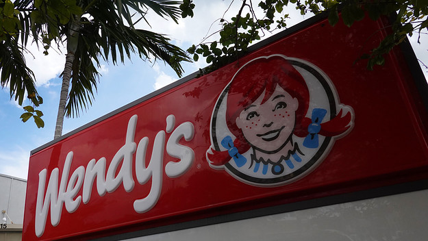 Wendy’s sign