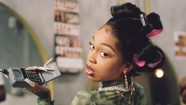 Toronto artist Ebhoni poses at hair salon for new EP X