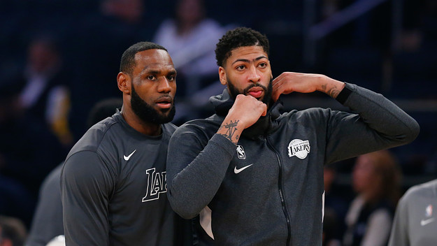 LeBron James Anthony Davis Lakers knicks 2020 Staples