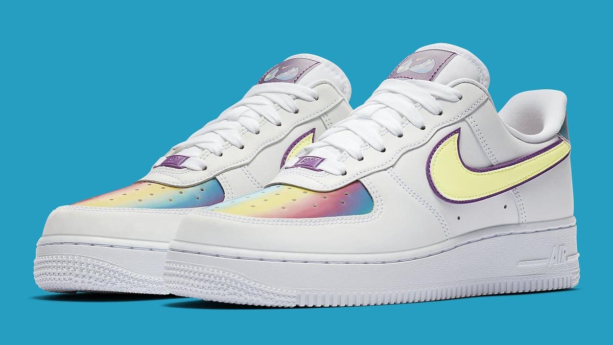 nike Air Force 1 low easter 2020 pair